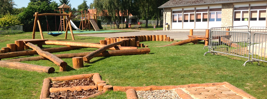 EMPLOI & COMPETENCES